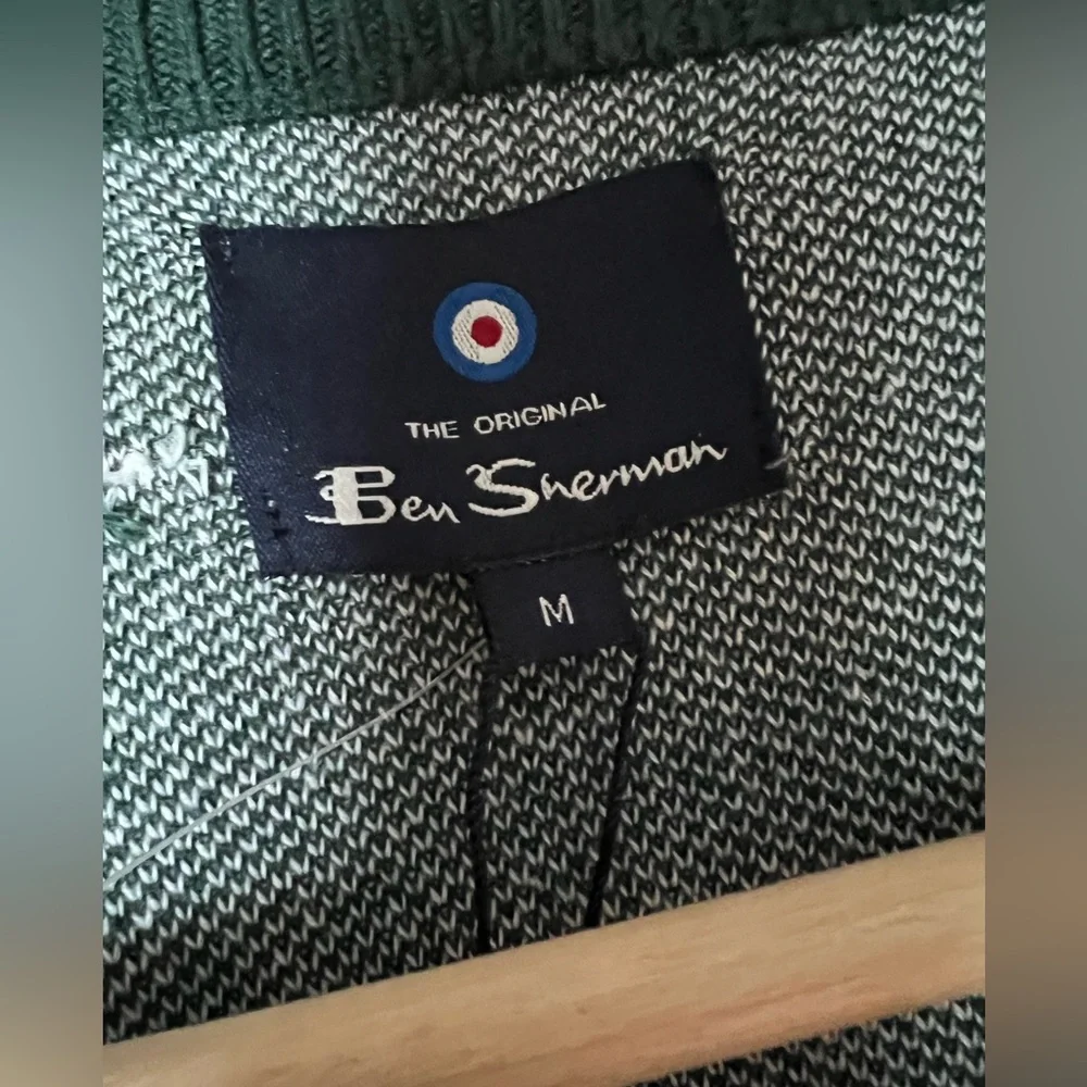 💚NWT Ben Sherman crewneck contrast trim spruce green and white sweater M
